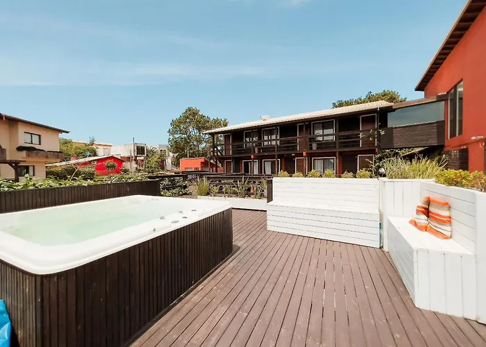 Hotel com jacuzzi: Pousada Solar dos Lírios - Praia do Rosa