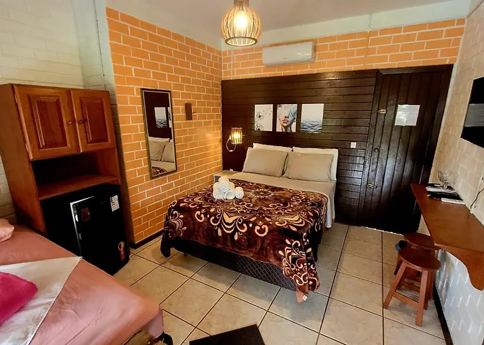 Pousada Uluwatu, Praia do Rosa